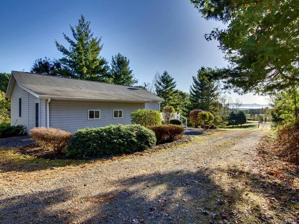 1219 Alexander Road - Photo 15