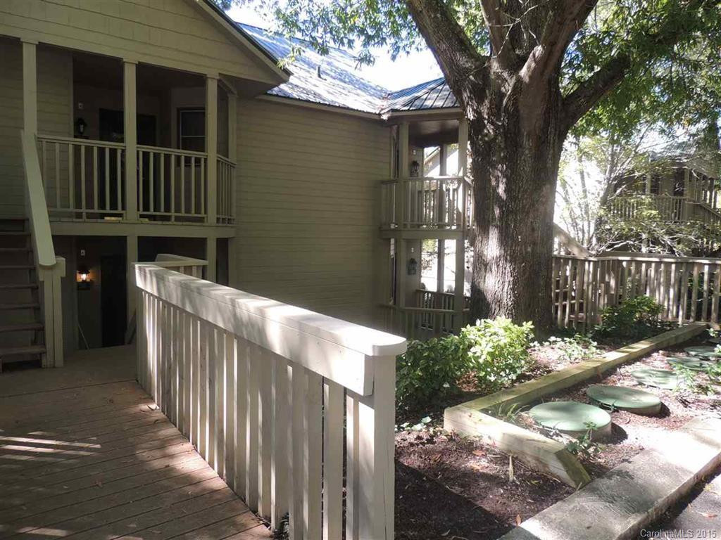 160 Whitney Boulevard ##26