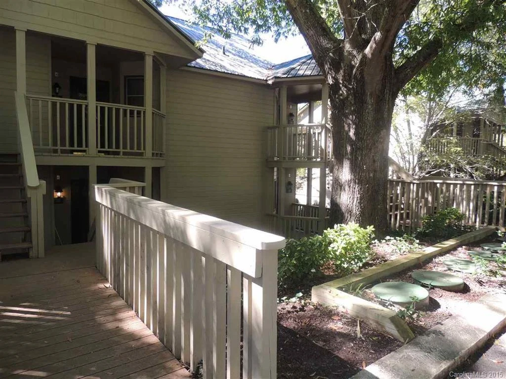 160 Whitney Boulevard ##26