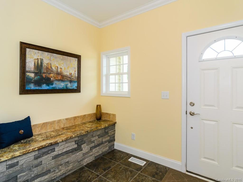 68 Addison Way - Photo 4