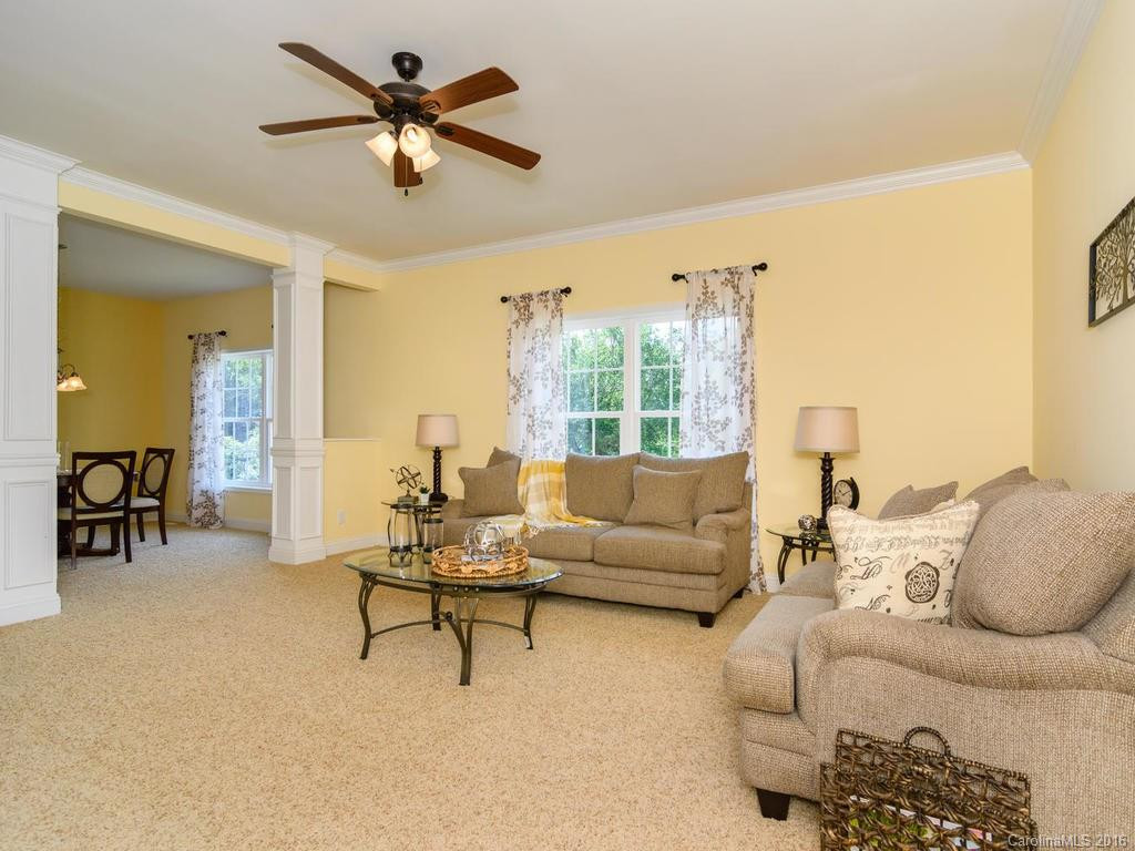 68 Addison Way - Photo 8