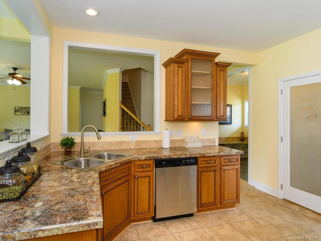 68 Addison Way - Photo 9