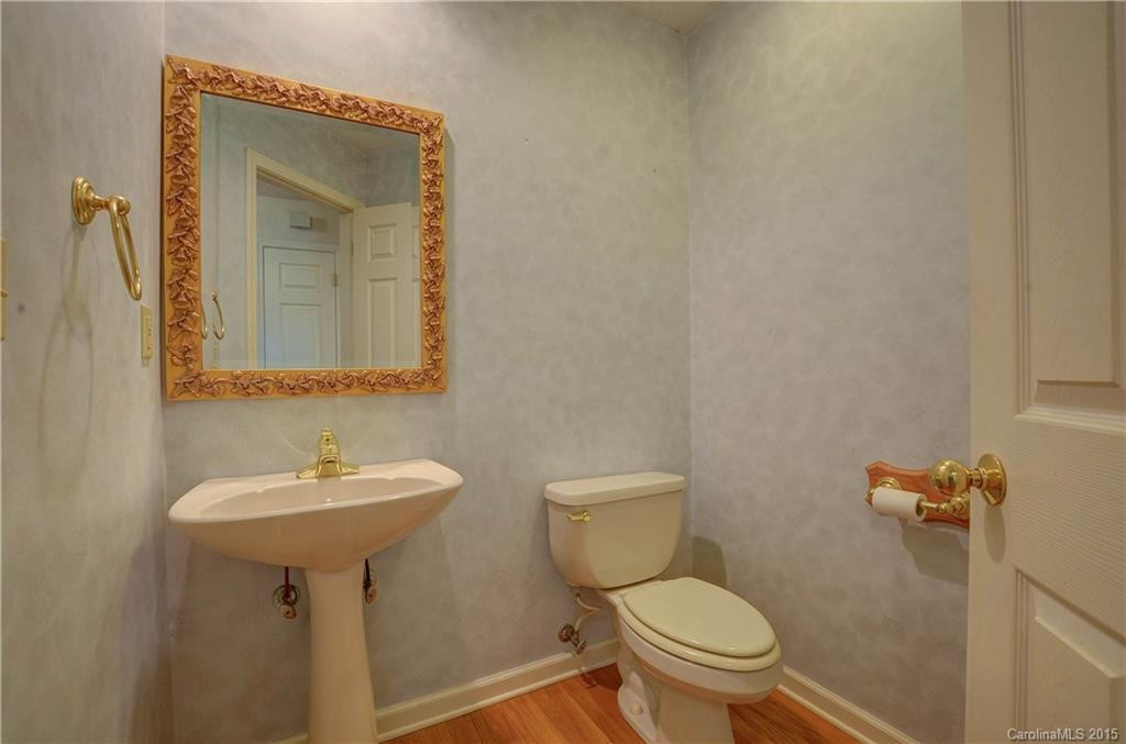 37 Fox Ridge Drive - Photo 11