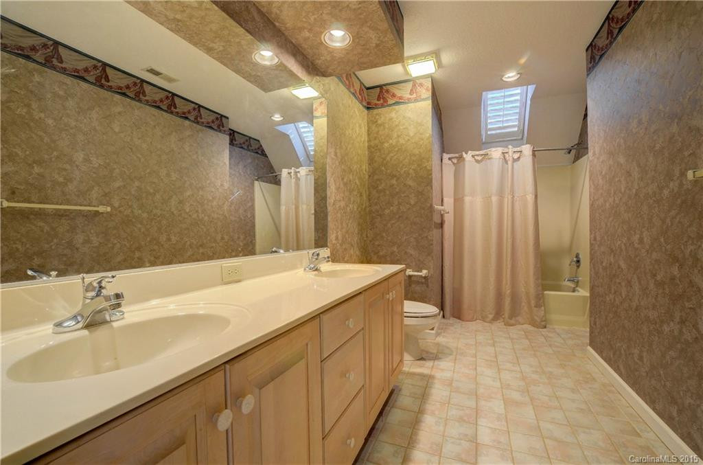 37 Fox Ridge Drive - Photo 12