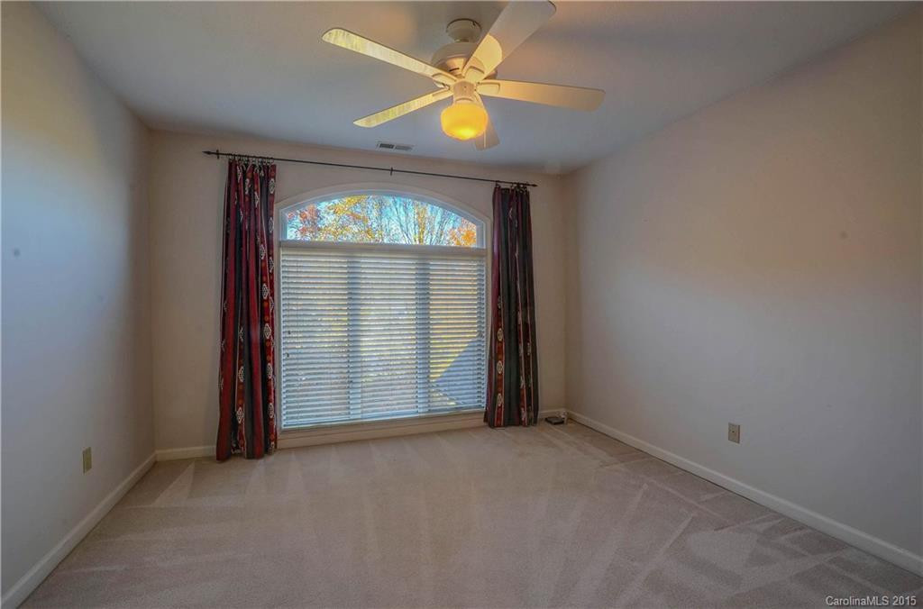 37 Fox Ridge Drive - Photo 13