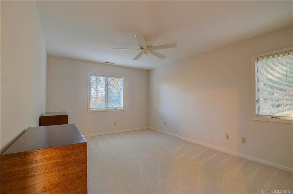 37 Fox Ridge Drive - Photo 15
