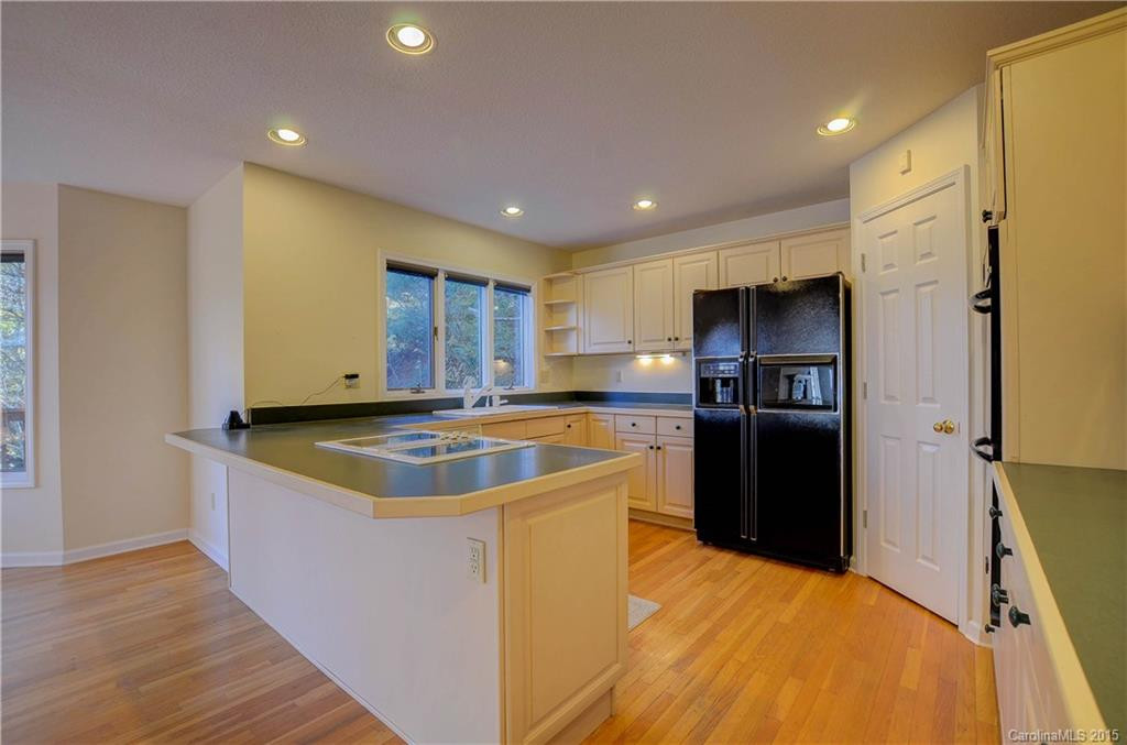 37 Fox Ridge Drive - Photo 7