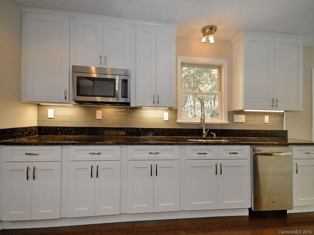 703 Dawnwood Lane - Photo 5