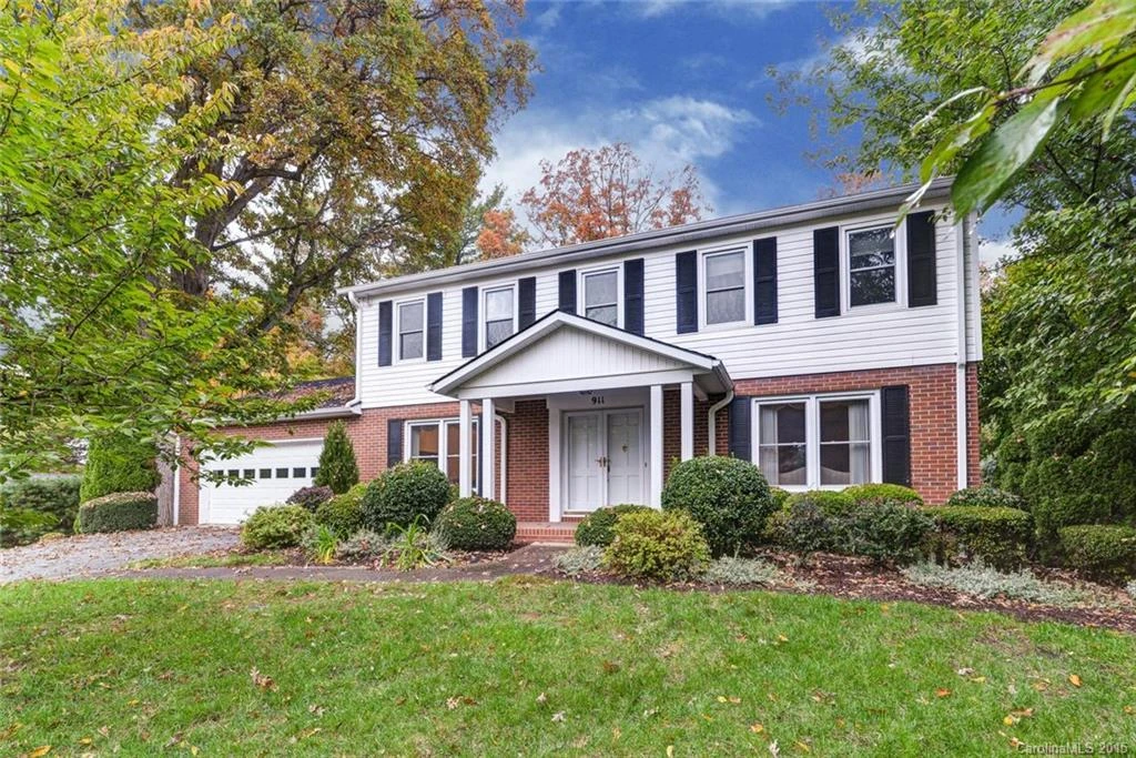 911 Thornton Place #Haywood Forest-B 1L#10