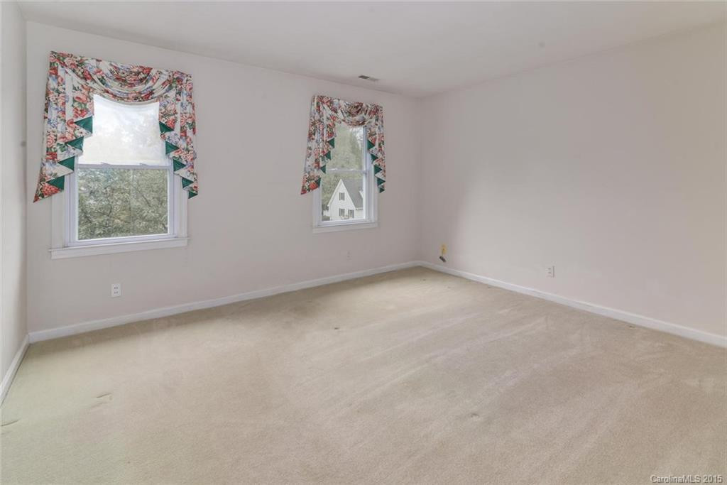 911 Thornton Place #Haywood Forest-B 1L#10 - Photo 19