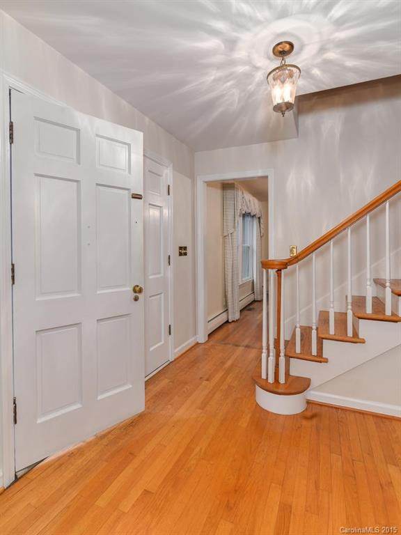 911 Thornton Place #Haywood Forest-B 1L#10 - Photo 5