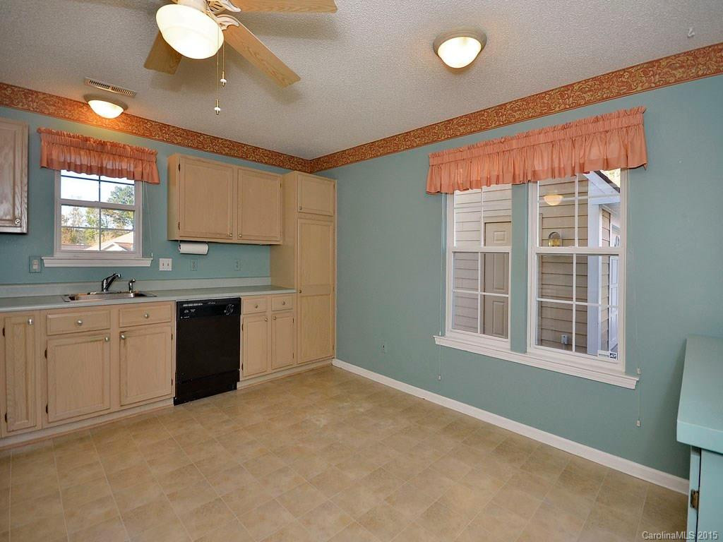 2103 Hyde Park Drive #2103 - Photo 6