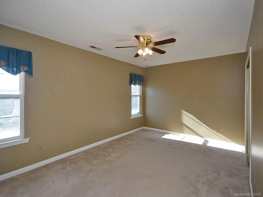 2103 Hyde Park Drive #2103 - Photo 9