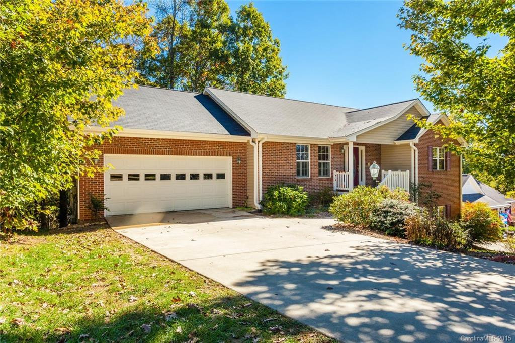 106 Wood Glen Court