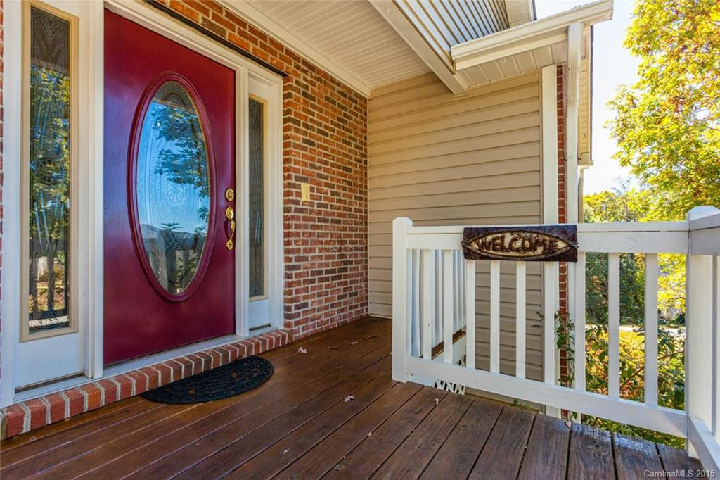 106 Wood Glen Court - Photo 2