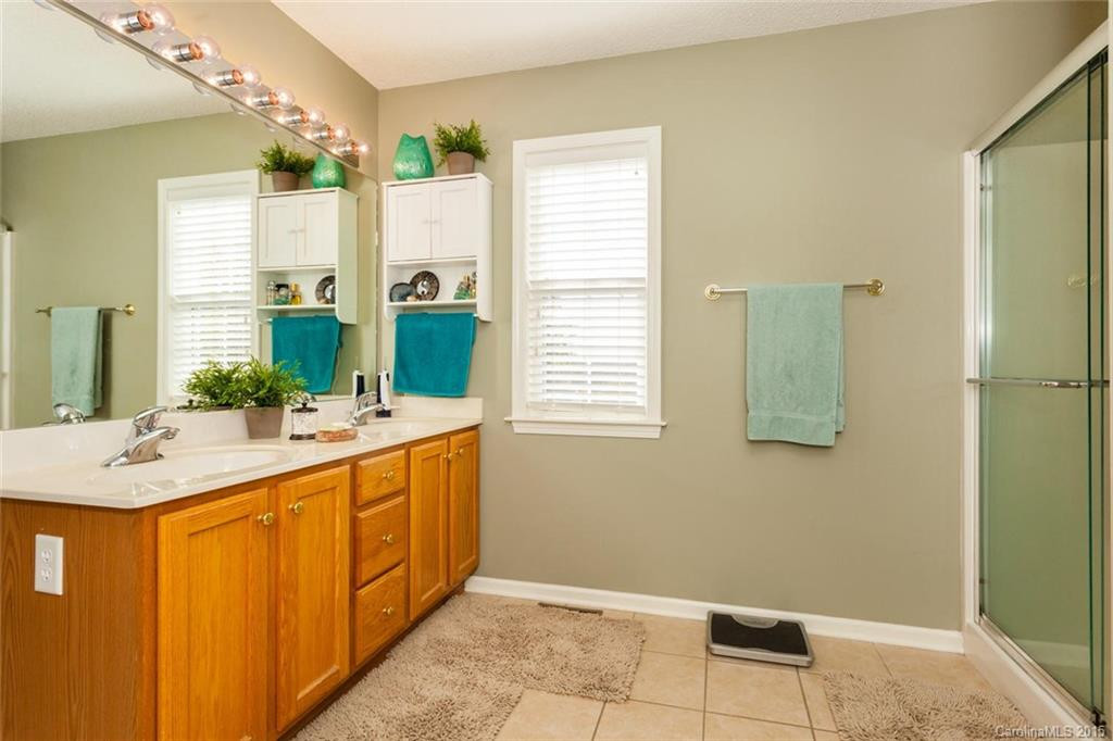 106 Wood Glen Court - Photo 13