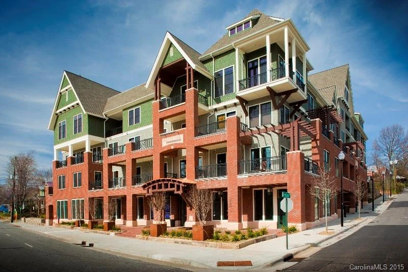 190 Broadway Street #401