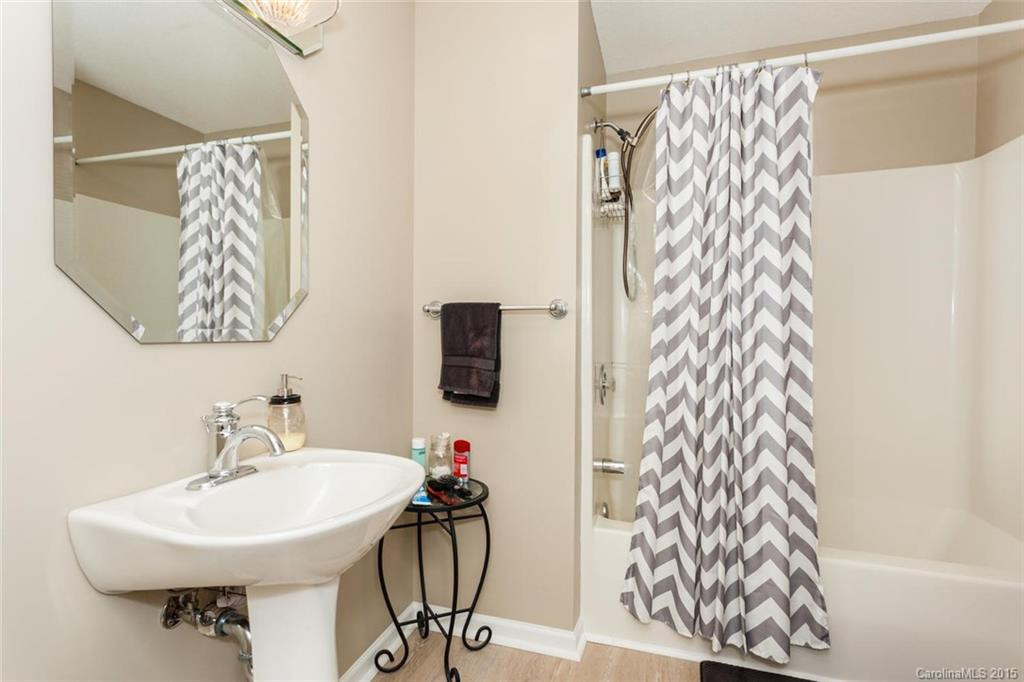 225 Goldview Road - Photo 12