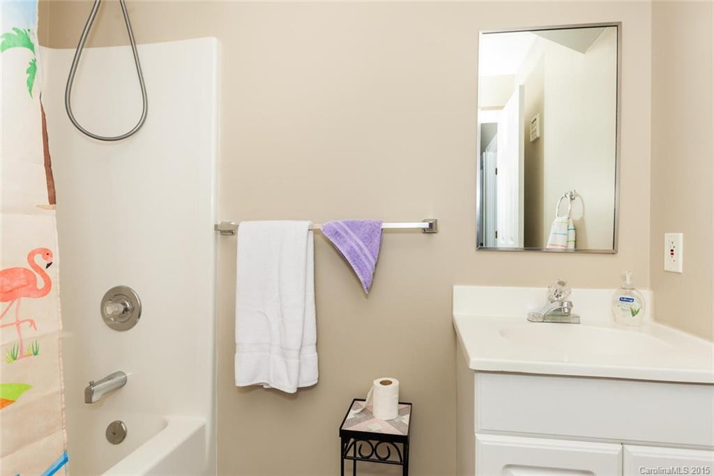 225 Goldview Road - Photo 19