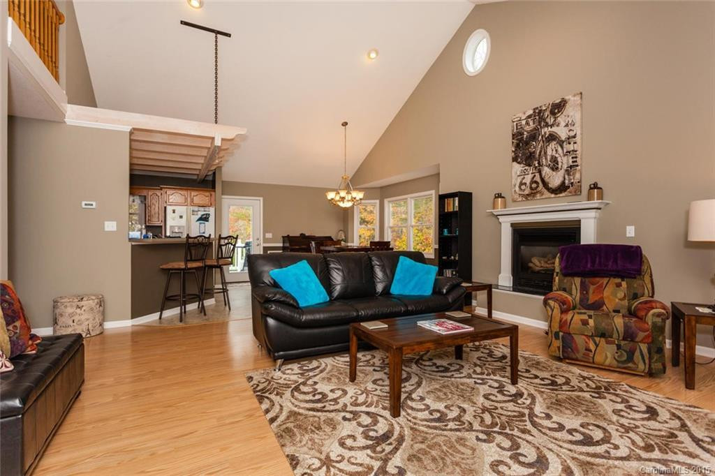 225 Goldview Road - Photo 4
