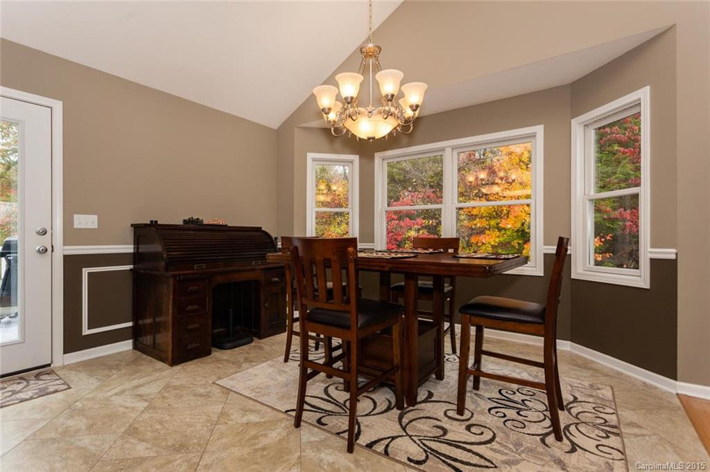 225 Goldview Road - Photo 6