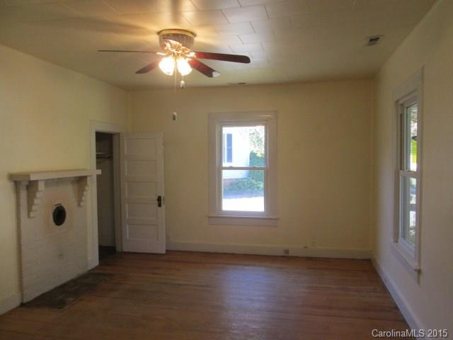 122 Edwards Avenue - Photo 5