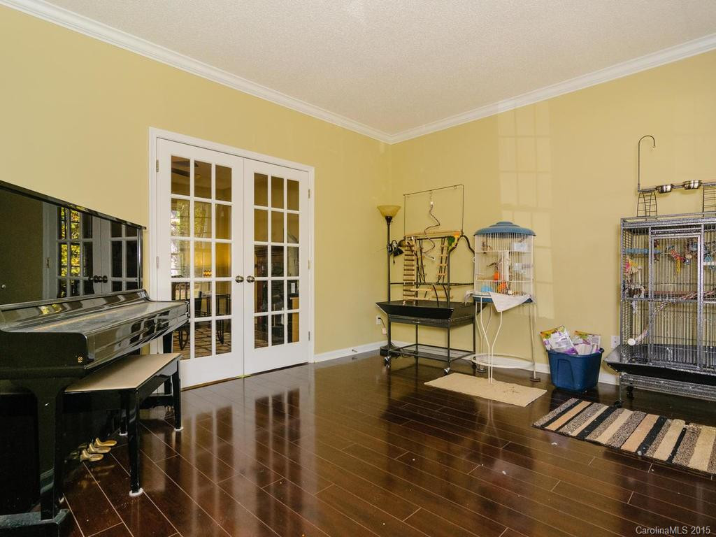 405 Silver Maple Court - Photo 13