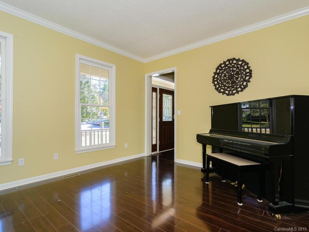 405 Silver Maple Court - Photo 14