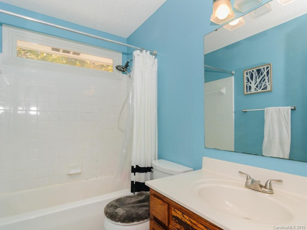 405 Silver Maple Court - Photo 20