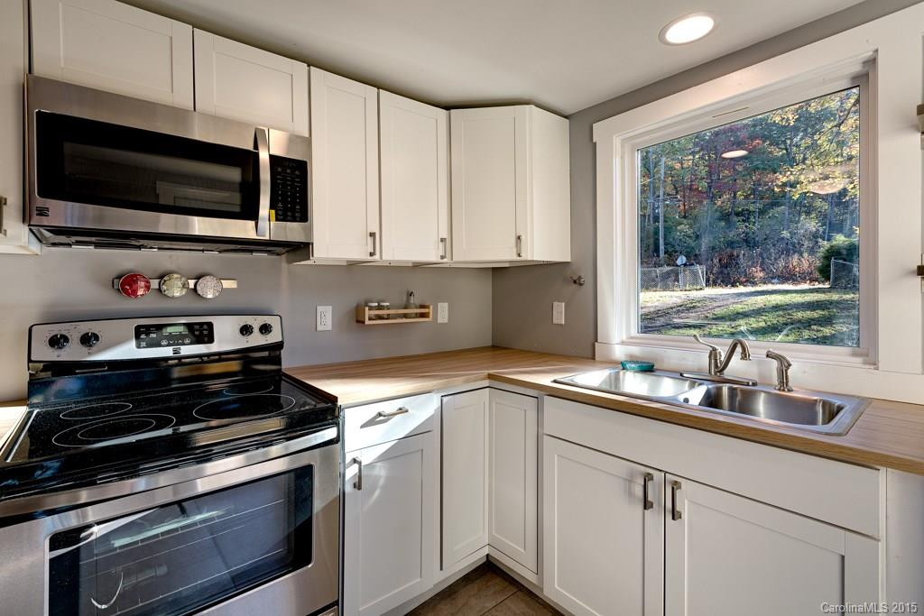 820 Azalea Avenue - Photo 12