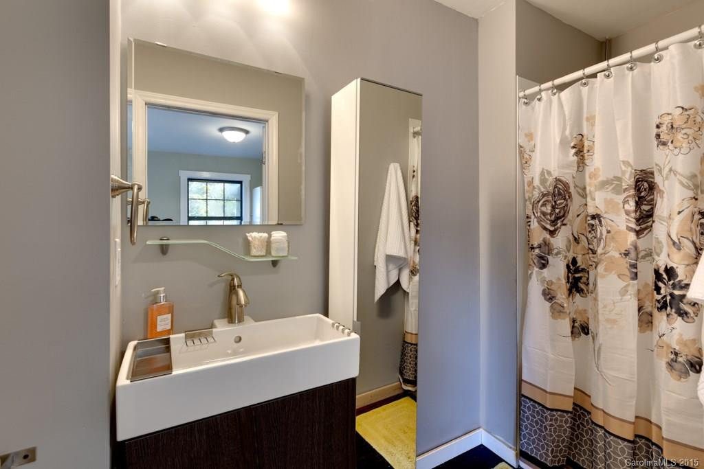 820 Azalea Avenue - Photo 16
