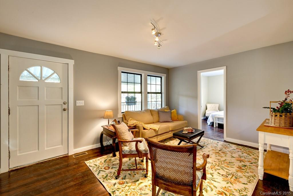 820 Azalea Avenue - Photo 5