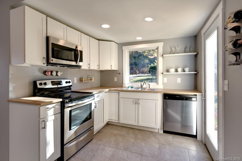 820 Azalea Avenue - Photo 10