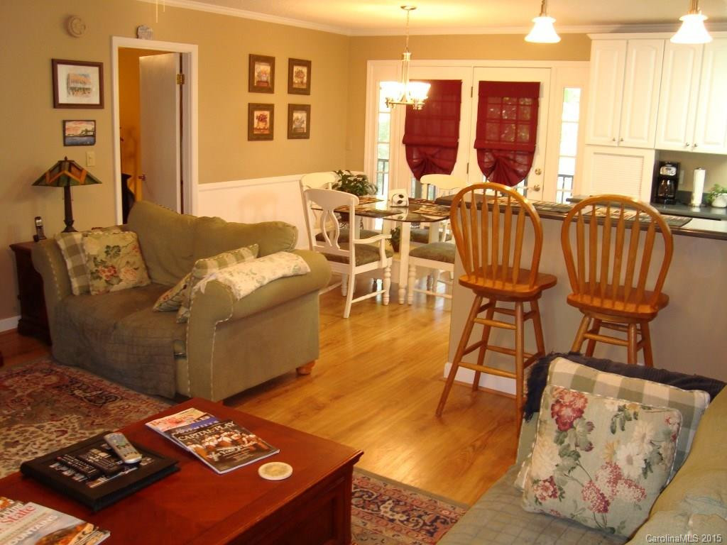 54 Broadway Avenue - Photo 11