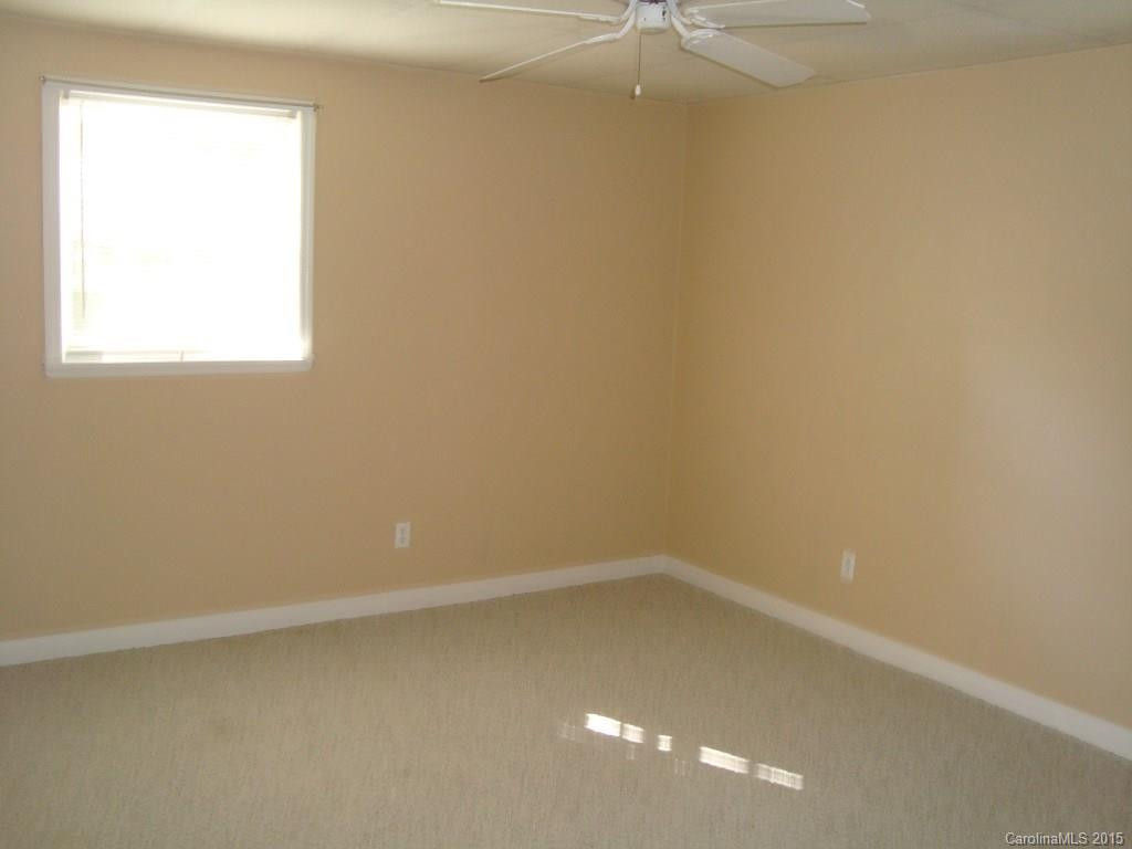 54 Broadway Avenue - Photo 18