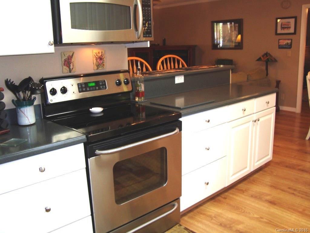 54 Broadway Avenue - Photo 5