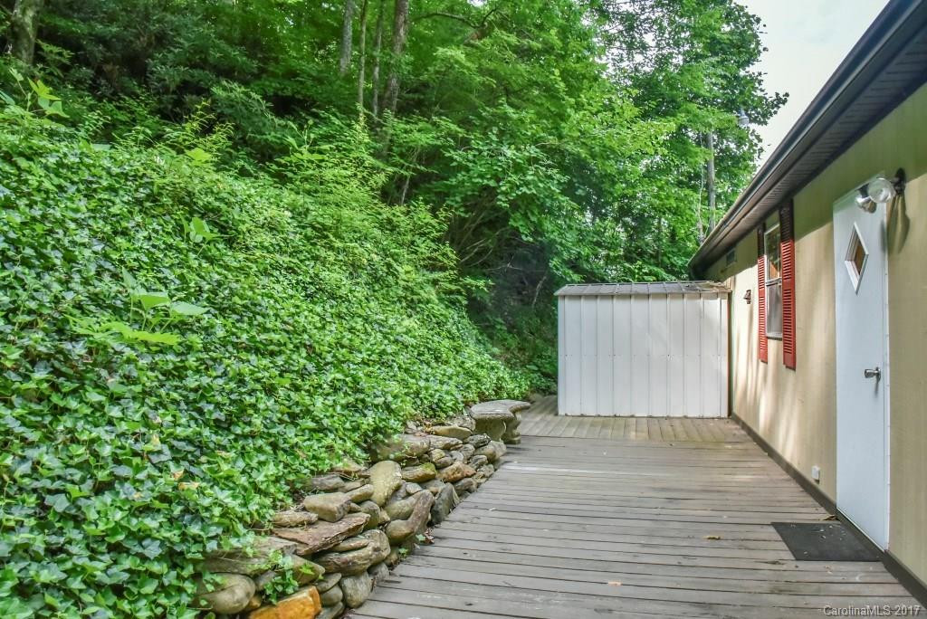 360 Flat Creek Road - Photo 17