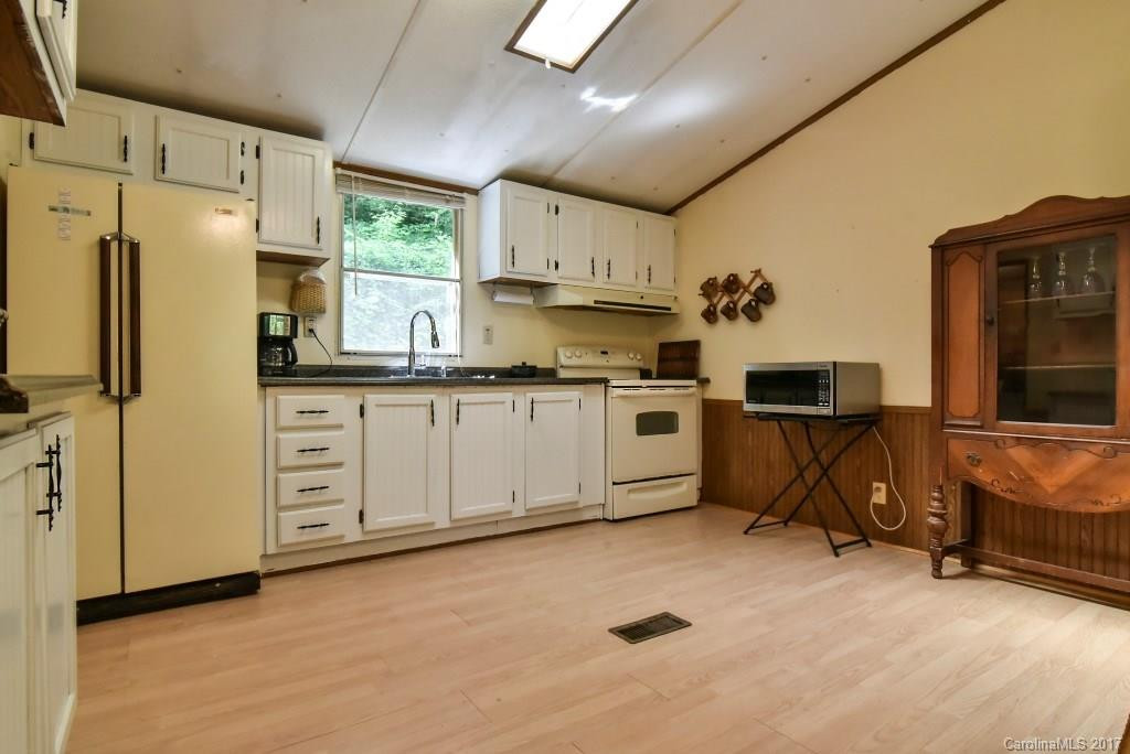 360 Flat Creek Road - Photo 9