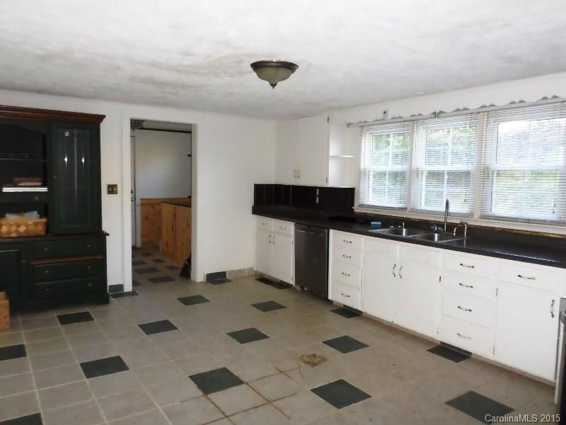1256 Mauney Cove Road #1 - Photo 5