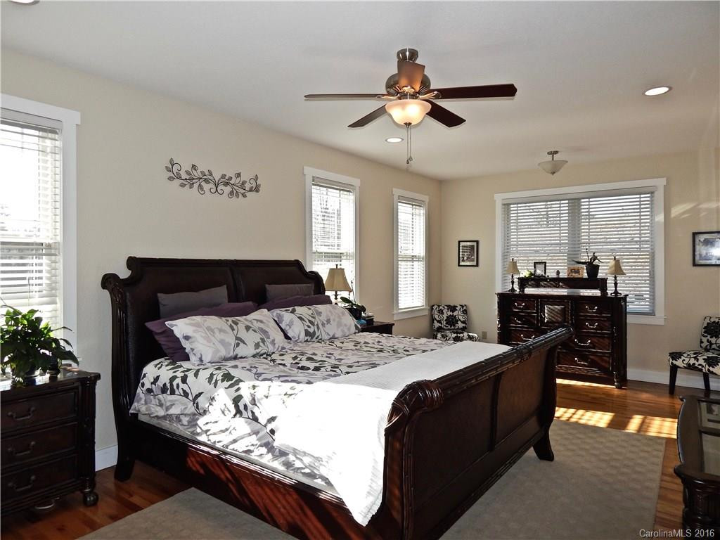239 Peddlers Trail - Photo 11