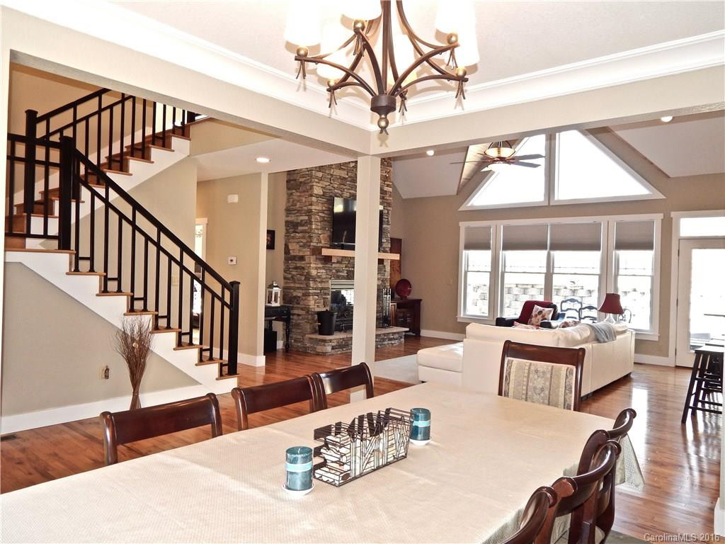 239 Peddlers Trail - Photo 5