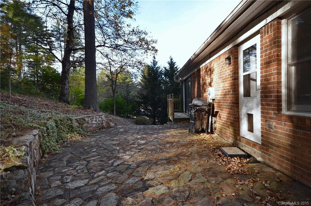 123 Haywood Knolls Drive - Photo 12