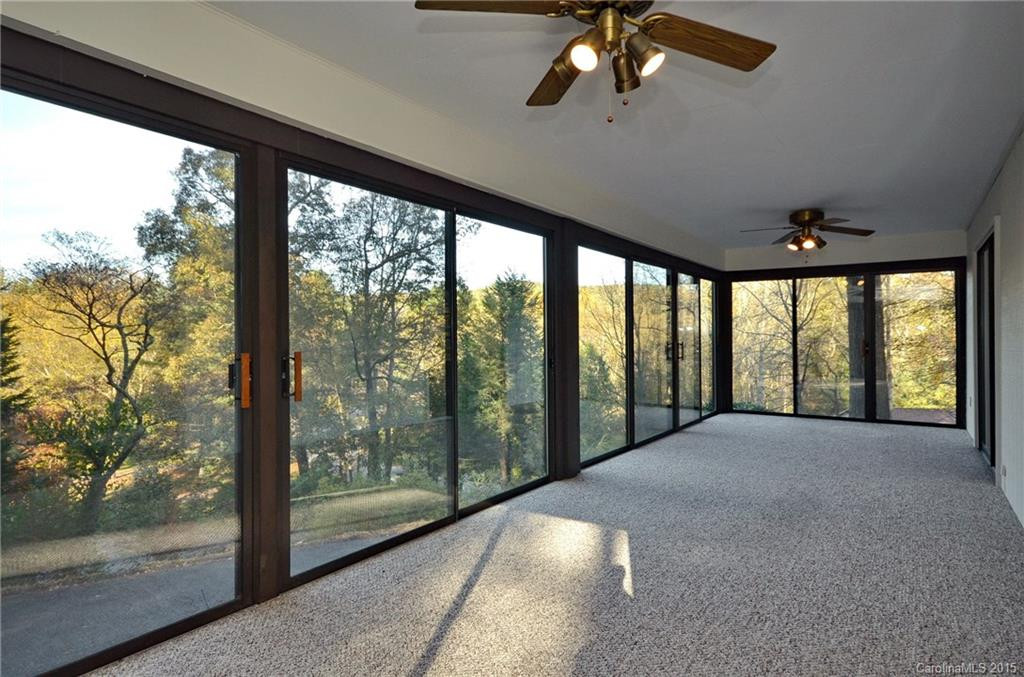 123 Haywood Knolls Drive - Photo 7