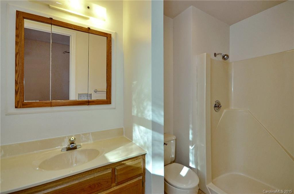 123 Haywood Knolls Drive - Photo 9