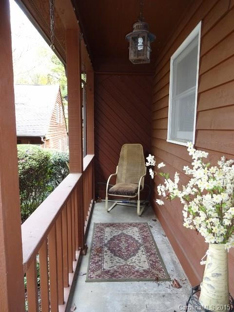 18 Pine Oak Circle #303 - Photo 12