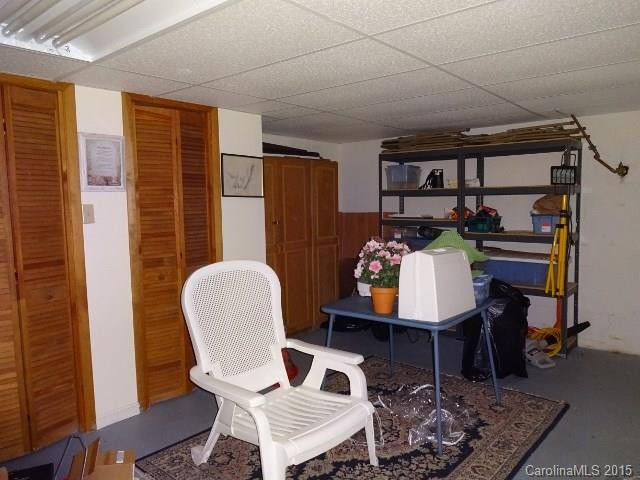 18 Pine Oak Circle #303 - Photo 18