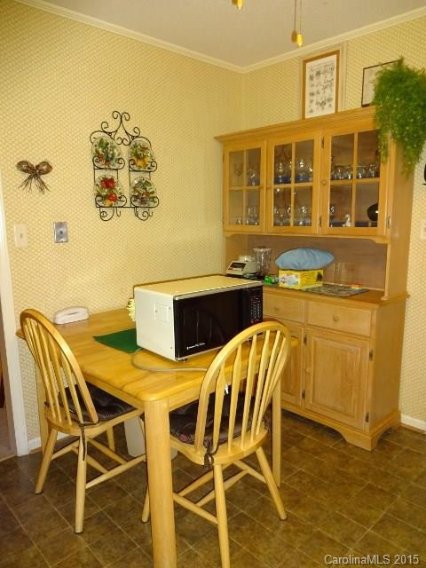 18 Pine Oak Circle #303 - Photo 5