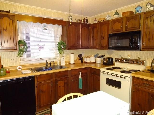 18 Pine Oak Circle #303 - Photo 7