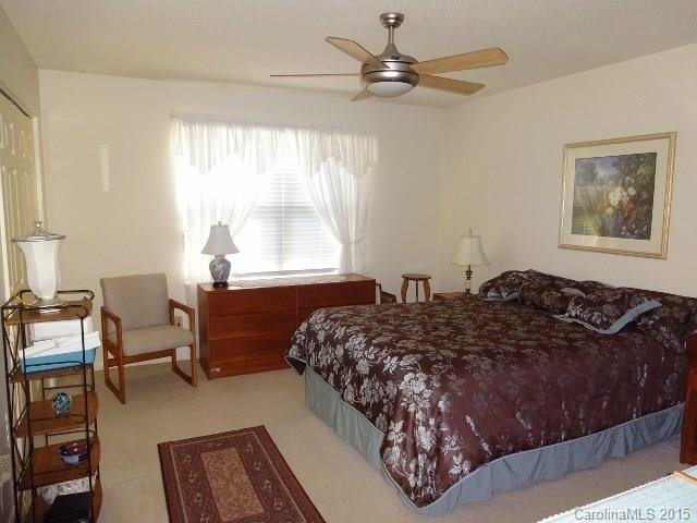 18 Pine Oak Circle #303 - Photo 10
