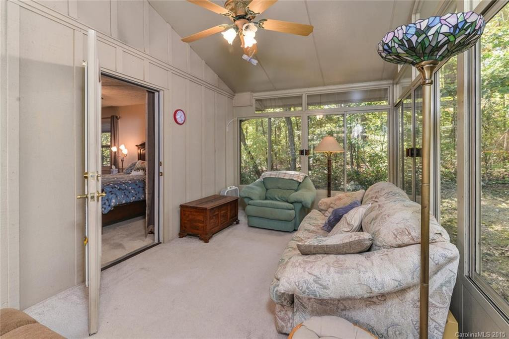 9 Forest Ridge Drive - Photo 16